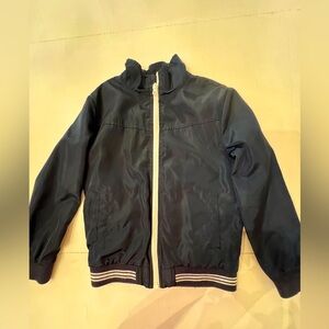 JOE FRESH LIGHTWEIGHT BOYS SIZE MEDIUM JACKET.   NAVY BLUE WITH WHITE TRIM
